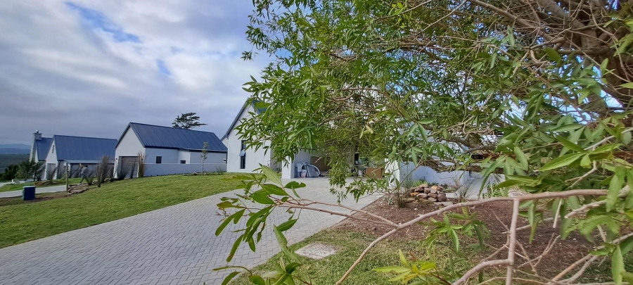 4 Bedroom Property for Sale in Baron View Western Cape